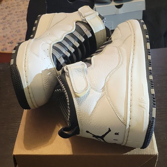 Air Jordan 10 Retro Fusion  (AJF 10) Rare "Cement" (2010) Men 10 Womens 11.5 EUC - Picture 8 of 10